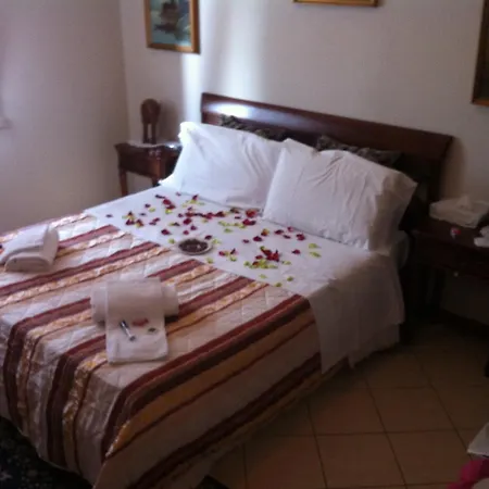 Mi Casa Es Tambien Tu Casa *